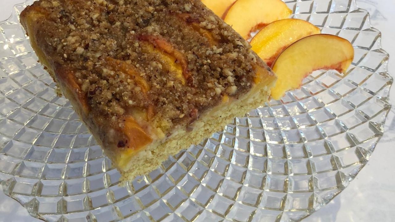 Pfirsich-Streuselkuchen
