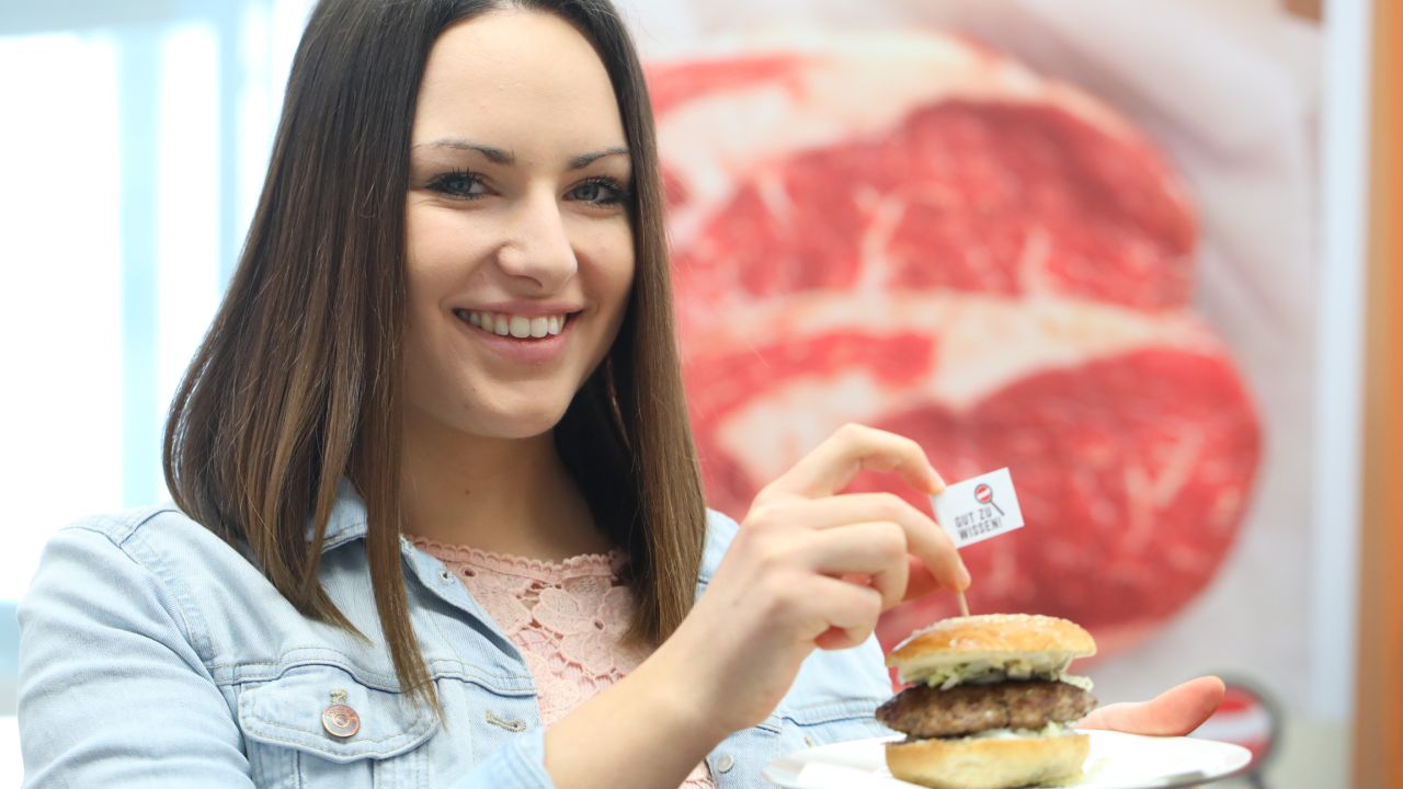 Wie kommt das Gras in den Burger?